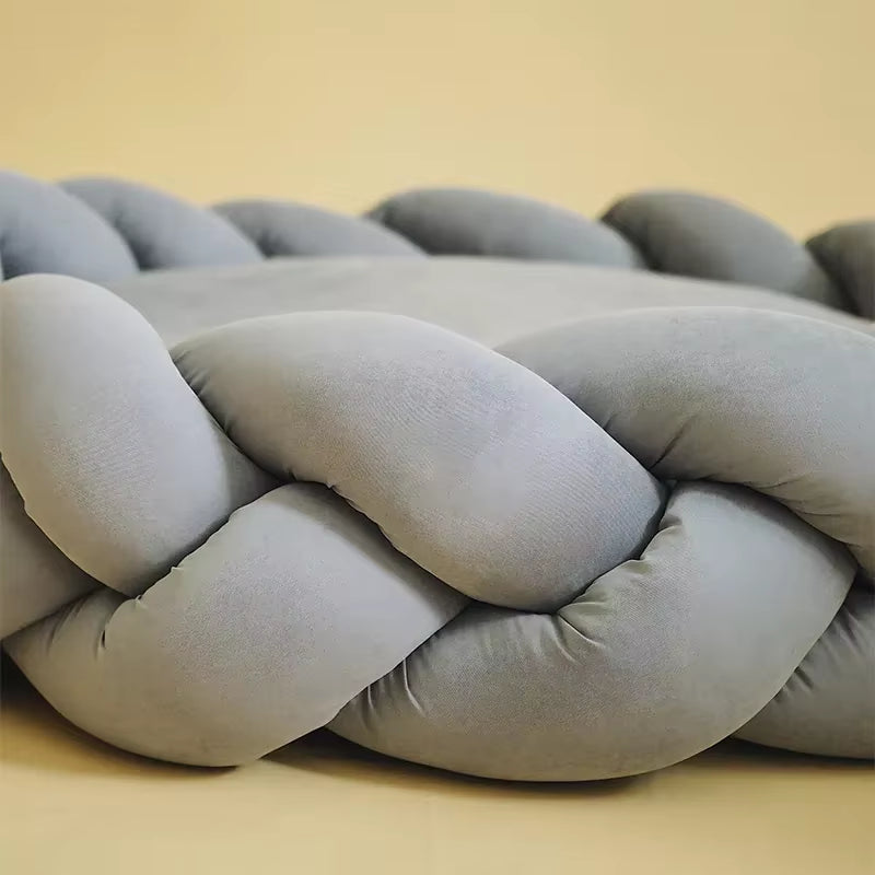 Custom Twist Shape Mat Luxury Dog Bed with Removable Cover Dog Cat Cushion Bed