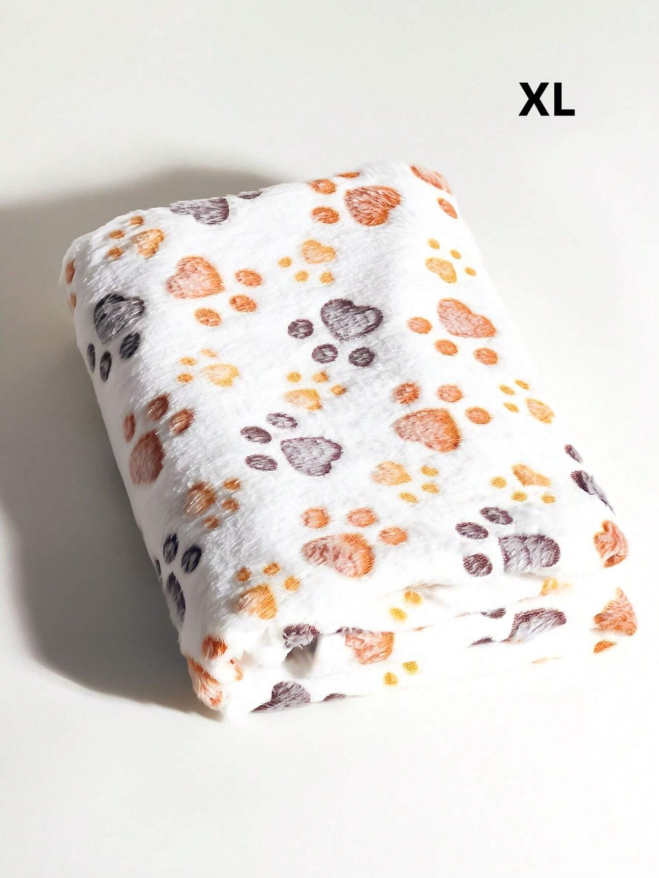 1Pc All Seasons Universal [Thin Style] Pet Paw Print Blanket Suitable for Medium & Small Cats & Dogs Sleeping Pad or Blanket, It Is Thin Though.