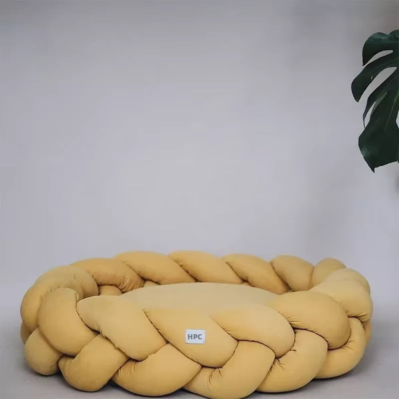 Custom Twist Shape Mat Luxury Dog Bed with Removable Cover Dog Cat Cushion Bed